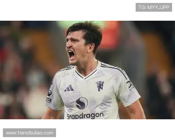 詹俊分析利物浦防线稳固为先 曼联若用541阵可制造威胁 詹俊分析利物浦防线稳固为先 曼联若用541阵可制造威胁