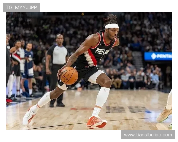 媒体人分析开拓者防守反击策略 阿夫迪亚与格兰特单点爆破成关键 媒体人分析开拓者防守反击策略 阿夫迪亚与格兰特单点爆破成关键